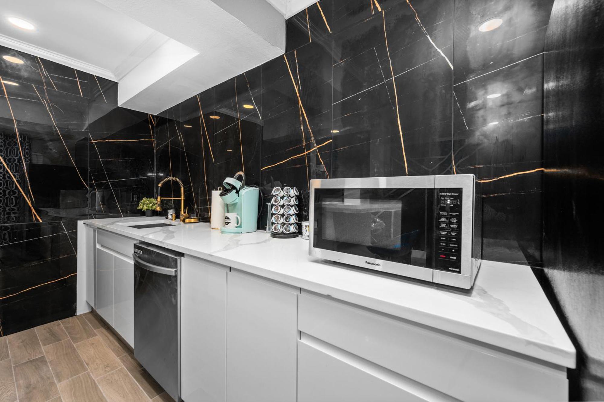 Bright & Airy Apt Close To Everything With Free Park Houston Exterior foto
